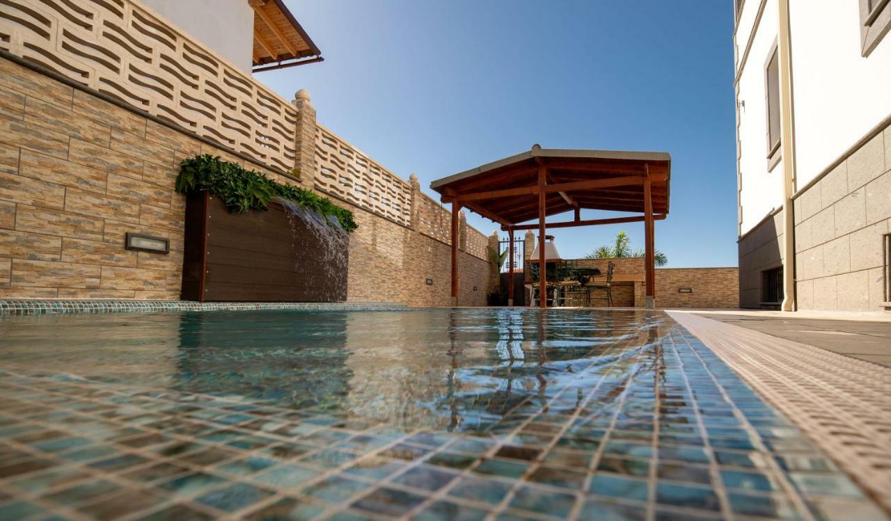 Villa, Private Heated Pool And Jacuzzi . Maspalomas (Gran Canaria) Exterior foto